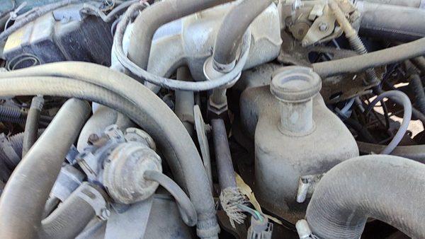1987-1996 Ford F150 Complete Fuel Rail With Injectors Set Loaded Oem 4.9L — photo 2