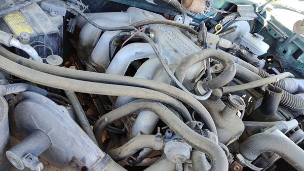 1987-1996 Ford F150 Complete Fuel Rail With Injectors Set Loaded Oem 4.9L — photo 5