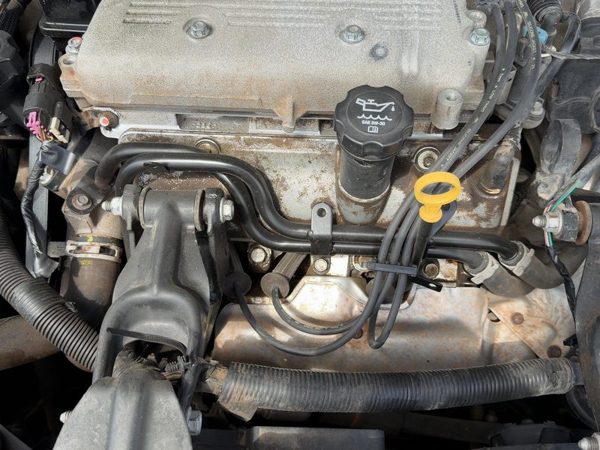 2006-2011 Chevy Impala Driver Left Valve Cover Oem 3.5L 3.9L 12591711 — photo 4