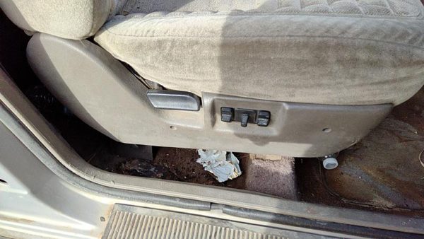 93-95 Grand Cherokee Passenger Right Side Power Seat Switch With Trim Panel Gray — photo 3