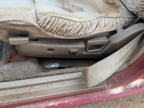 85-88 Nissan Maxima Driver Left Side Power Seat Switch With Trim Panel Oem Gray — photo 2