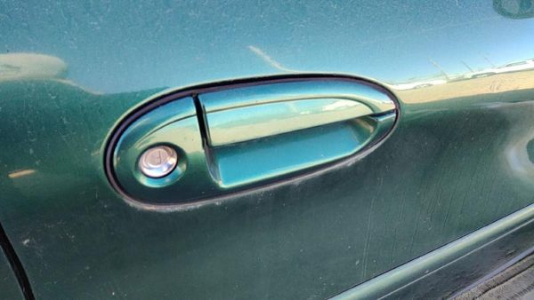 1999-2003 Ford Taurus Passenger Right Front Outside Door Handle Su Tropic Green — photo 3