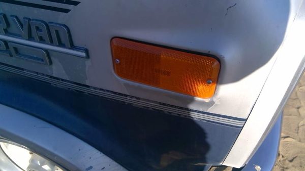 1989 Chevy G20 Van Passenger Right Front Turn Signal Light Lamp Fender Mounted — photo 7