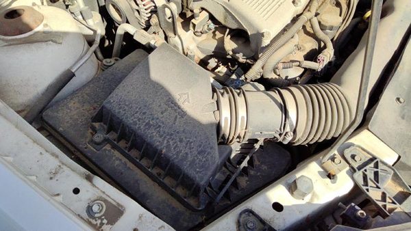 04-08 New Style Malibu Complete Air Intake Cleaner Filter Box Housing Tube 3.5L — photo 5