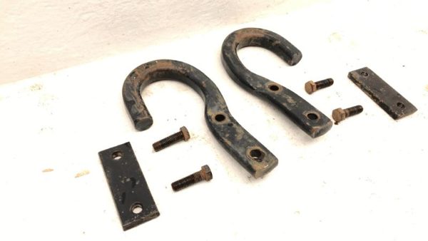 1996 Gmc Sierra 1500 Tow Hook Pair Set Oem Hardware — photo 5