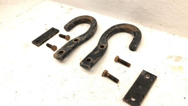 1996 Gmc Sierra 1500 Tow Hook Pair Set Oem Hardware — photo 6