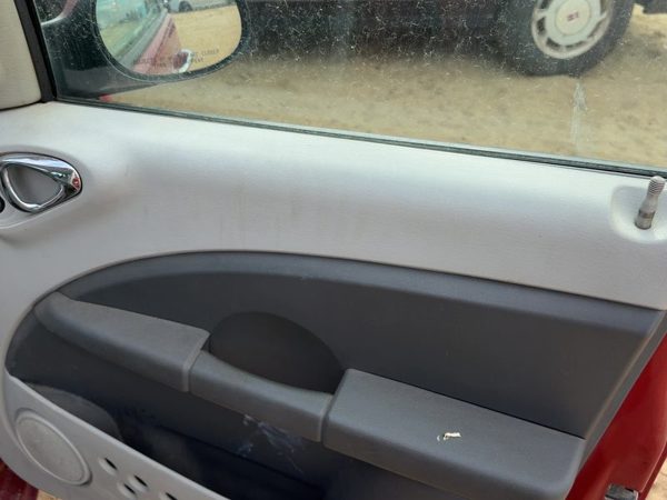 06-10 Pt Cruiser Right Front Door Trim Panel With Switches Power Locks Gray D7Dv — photo 2