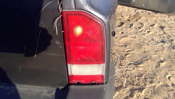 1990-1998 Geo Tracker Passenger Right Tail Light Oem Brake Lamp Rear 30014639 — photo 4