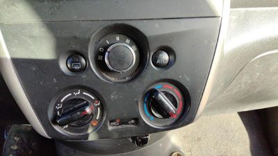 2015-2019 Nissan Versa Temperature Control Module In Dash Heater Ac Head Unit