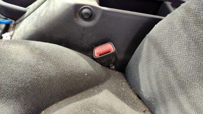 95-00 Stratus Pass/Dr Fr Seat Belt Buckle Receiver (2)