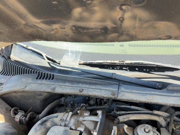 2001-2003 Lincoln LS Driver Left Windshield Wiper Arm LSE Base 1W4Z17527AA — photo 1