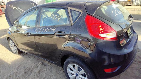 2011 Ford Fiesta — vehicle photo 5
