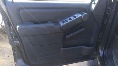 2007 Mercury Mountaineer Driver Left Front Inside Door Trim Panel Only Oem Black