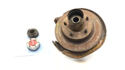1986-1992 Ford F150 Passenger Right Front Spindle Steering Knuckle With 4X4 Hub
