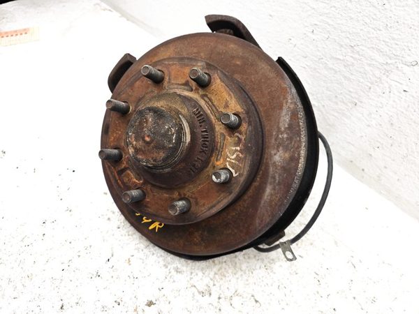 93-96 Gmc Van 3500 Passenger Right Front Spindle Steering Knuckle With Wheel Hub — photo 2