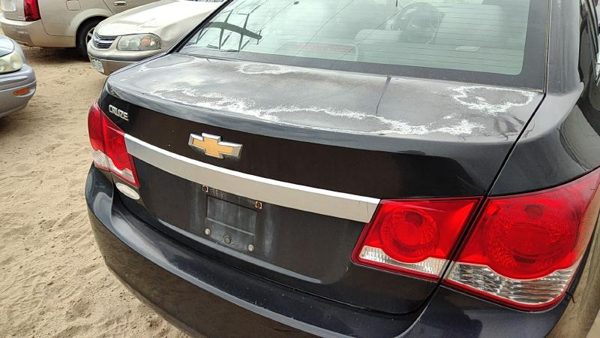 2011 Chevy Cruze Trunk/decklid/hatch/tailgate Black Gar — photo 1