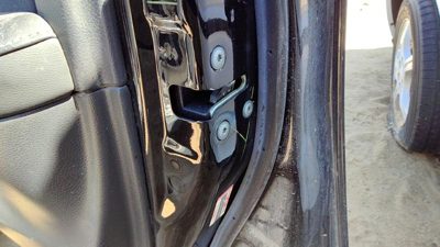 2013-2019 Nissan Sentra Passenger Right Front Door Latch With Rods/Cables Oem