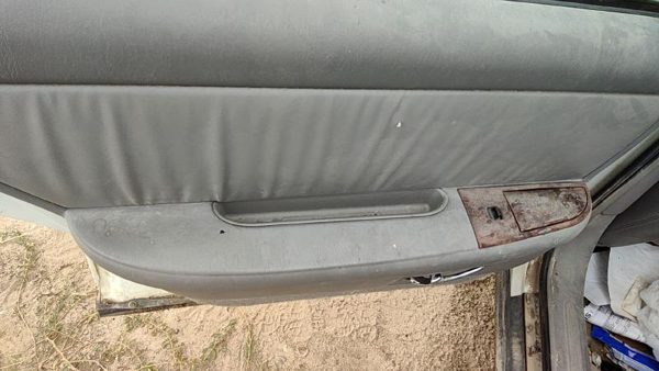 1997-05 Buick Park Ave Driver Left Rear Door Trim Panel With Switches Back Gray — photo 3
