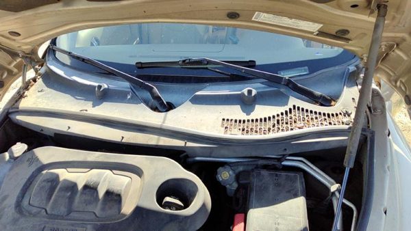 2006-2011 Chevy Hhr Windshield Wiper Cowl Vent Trim Panel Oem Cover — photo 1