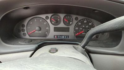 2005 Mercury Sable Speedometer Cluster Instrument Gauges Panel Oem Dash Cracked