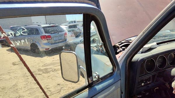 78-86 Dodge Ram W150 Driver Left Front Vent Window Small Door Glass With Frame — photo 6
