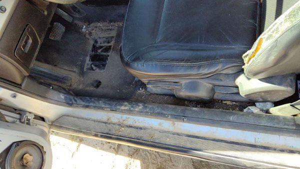 2005-2010 Chevy Cobalt Coupe Driver Left Lower Kick Trim Panel Oem 192 Ebony — photo 1
