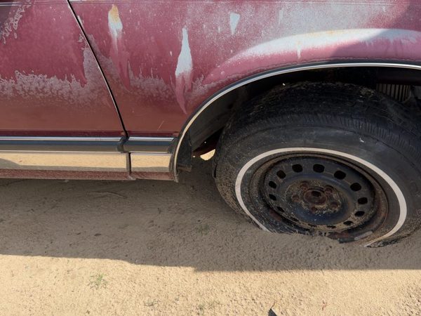 1985-1990 Buick Park Ave Passenger Right Front Fender Oem Red 25526540 — photo 6