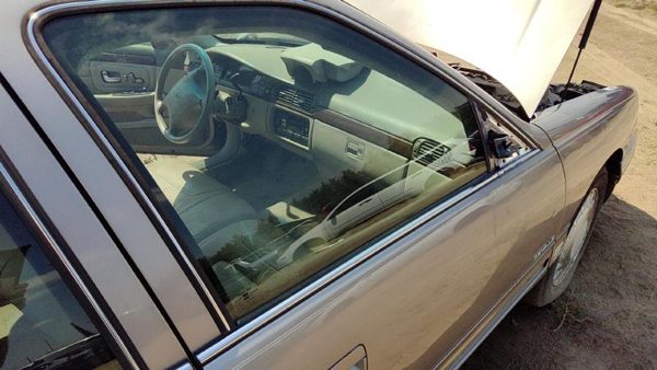 1994-1999 Cadillac Deville Passenger Right Front Side Window Door Glass Oem — photo 2