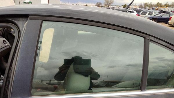 2011 Chevy Cruze Rear Door Glass/window LH Driver Left Side Window Glass OEM — photo 1