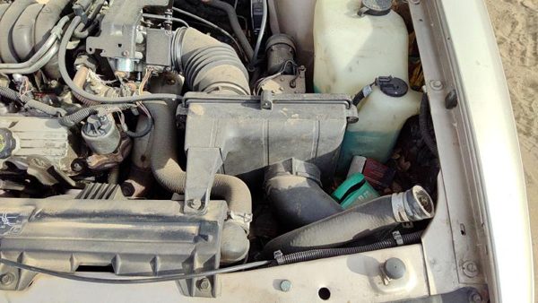 91-94 Park Ave Complete Air Intake Cleaner Filter Box Housing With Tube Oem 3.8L — photo 4