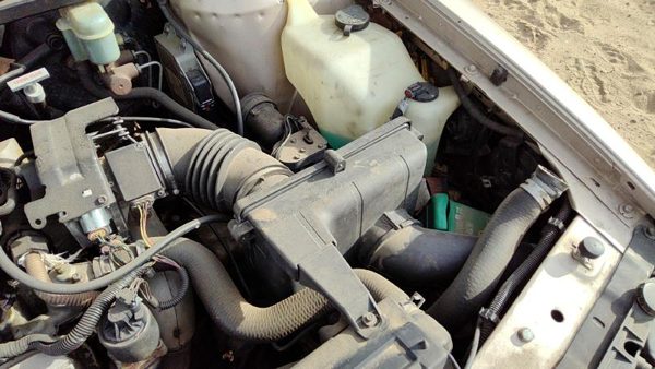 91-94 Park Ave Complete Air Intake Cleaner Filter Box Housing With Tube Oem 3.8L — photo 2