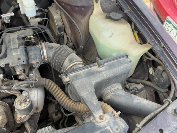 92-94 Eighty Eight Complete Air Intake Cleaner Filter Box Housing With Tube 3.8L — photo 2