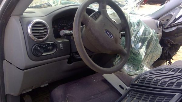 2004 Ford Expedition — vehicle photo 5