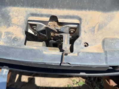 1997-2004 Ford F150 Hood Latch Assembly With Bracket Oem Yl3Z16138Aa