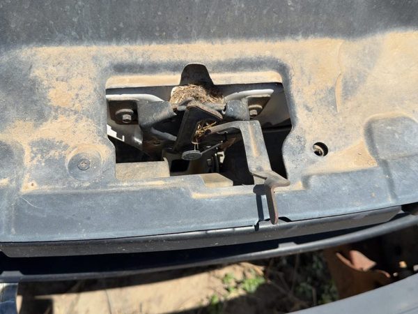 1997-2004 Ford F150 Hood Latch Assembly With Bracket Oem Yl3Z16138Aa — photo 5