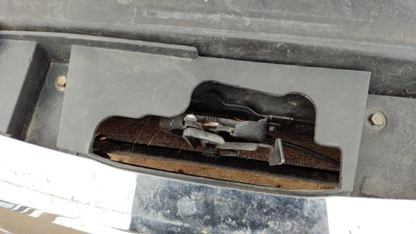 2010-2012 Ford Fusion Hood Latch Assembly With Bracket Oem 2.5L Ae5z16138a — photo 3