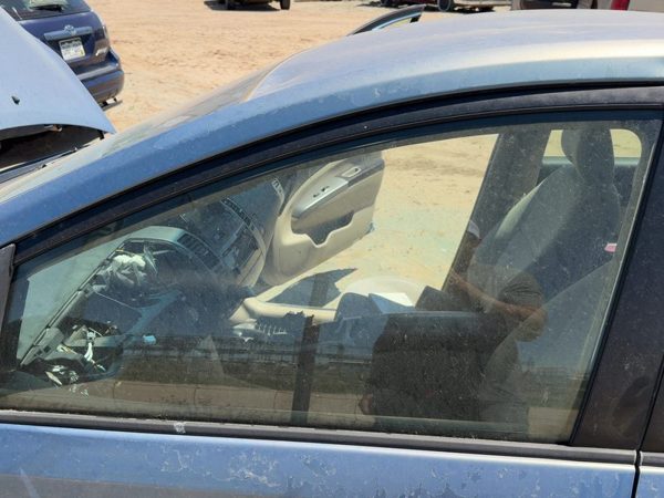 2004-2009 Toyota Prius Driver Left Front Side Window Door Glass OEM 6810247051 — photo 4