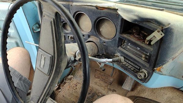 1973-1983 Chevy C10 Steering Column Assembly Oem 7815201 — photo 1