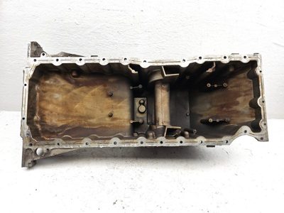 2003-2009 Gmc Envoy Engine Oil Pan With Good Drain Plug Oem 4.2L 12584321