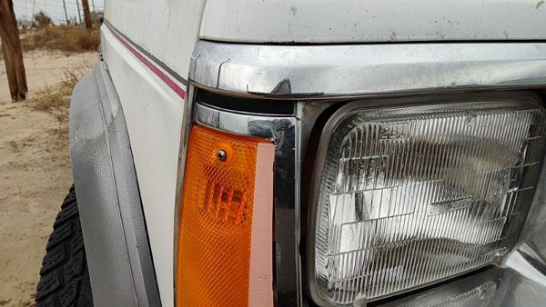 1991-1996 Jeep Cherokee Passenger Right Chrome Trim Around Headlight Oem — photo 7