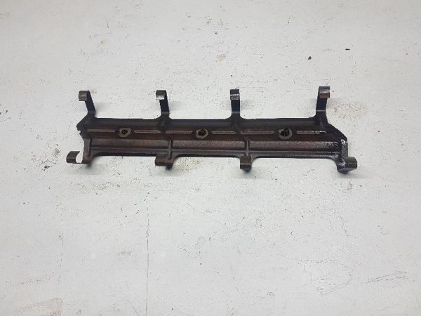 1997 Pontiac Firebird Trans Am Lifter Hold Down Train Spider Bracket — photo 4