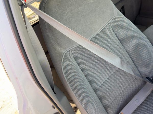 1996 Ford Ranger Passenger Right Front Seat Belt Retractor Oem Shoulder Gray G2 — photo 4