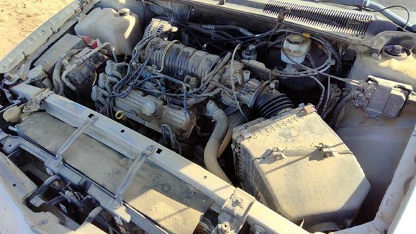 2004 Pontiac Bonneville — vehicle photo 2
