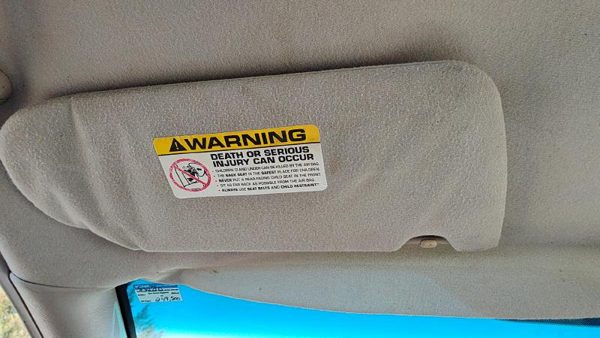 2001-2002 Dodge Neon Driver Left Sun Visor Oem Gray B7L5 0Tl35Tl2Aa — photo 1