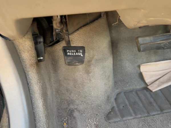 1995-2001 Chevy Lumina Parking Brake Pedal Assembly OEM Complete Emergency Unit — photo 1