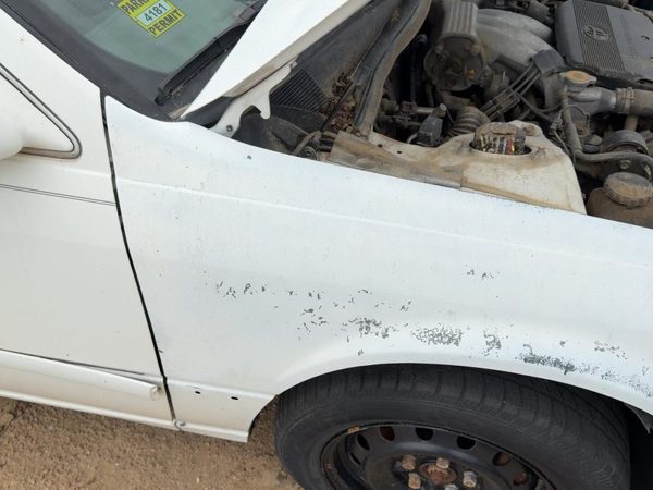 1997-2001 Toyota Camry Passenger Right Front Fender Oem 4-Door Sedan White 040 — photo 6