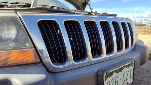 1999-2003 Jeep Grand Cherokee Front Grille Assembly Oem 55155921Ab — photo 5