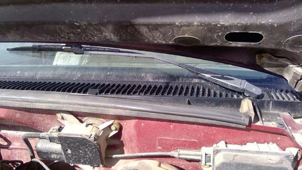 1988 Gmc Sierra 2500 Driver Left Windshield Wiper Arm Oem Blade Lever 22110157 — photo 3