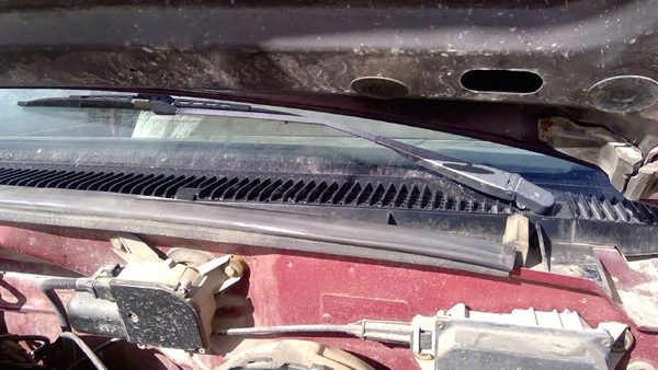 1988 Gmc Sierra 2500 Driver Left Windshield Wiper Arm Oem Blade Lever 22110157 — photo 5