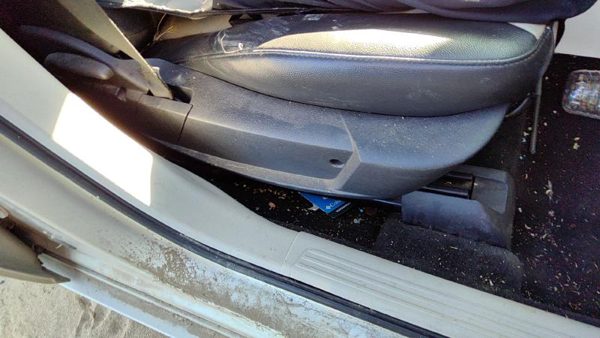 2005-2010 Chrysler 300 Passenger Right Side Seat Trim Panel Oem Gray D1 — photo 2